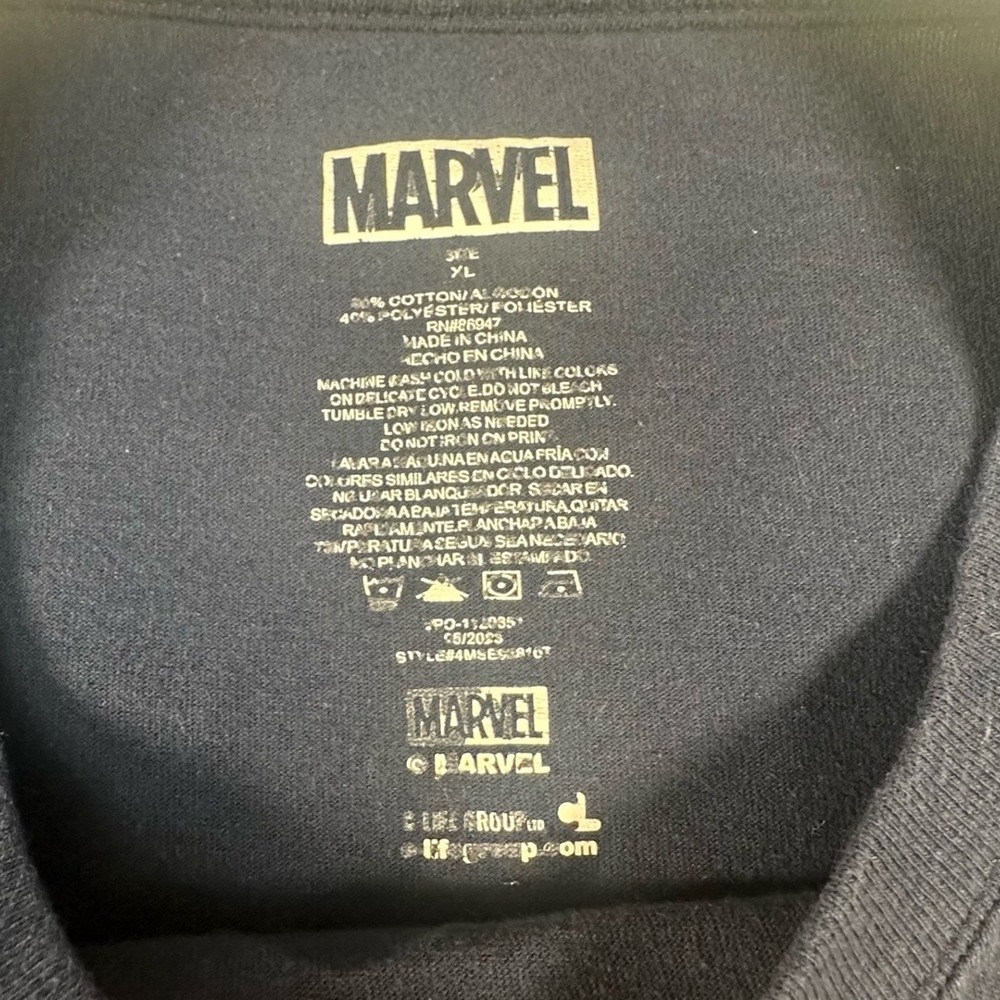 Marvel Avengers Gingerbread Cookie Holiday Graphic T-Shirt Navy Blue XL - Picture 3 of 4